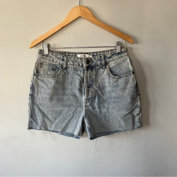 Hidden Jeans Acid Wash Light Denim High Waist Shorts Size 29 - Picture 1 of 4